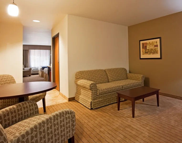 Holiday Inn Express & Suites Antigo by IHG hotel detail image 6