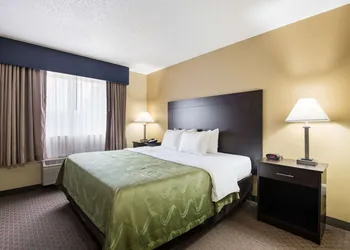 Quality Inn & Suites Menomonie hotel thumbnail 5