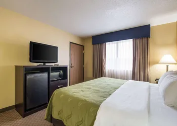 Quality Inn & Suites Menomonie hotel thumbnail 6