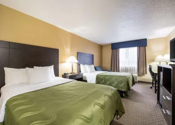 Quality Inn & Suites Menomonie hotel thumbnail 7