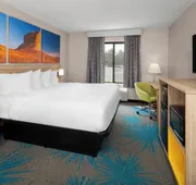 Days Inn by Wyndham Eagle River hotel detail image 7