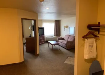 Super 8 by Wyndham Perryville hotel thumbnail 7