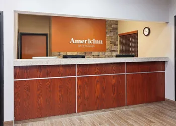 AmericInn by Wyndham Hudson hotel thumbnail 2