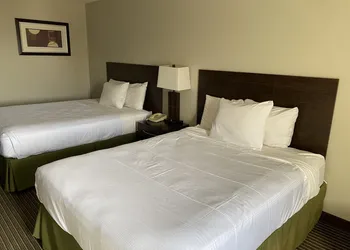 Days Inn by Wyndham Perryville hotel thumbnail 5