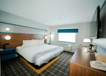 AmericInn by Wyndham Tomahawk hotel thumbnail 4