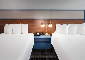 AmericInn by Wyndham Eagle River Downtown hotel thumbnail 7