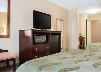 Quality Inn Ruston hotel thumbnail 5
