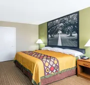 Super 8 by Wyndham Tallulah LA hotel detail image 7