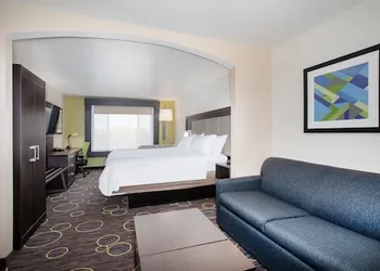 Holiday Inn Express & Suites Tucumcari by IHG hotel thumbnail 7