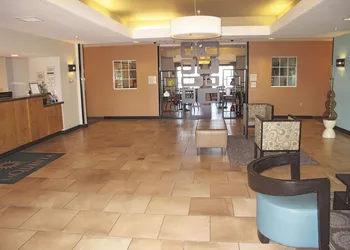 La Quinta Inn & Suites by Wyndham Tucumcari hotel thumbnail 2