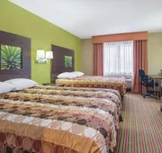 Super 8 by Wyndham Portales hotel detail image 4