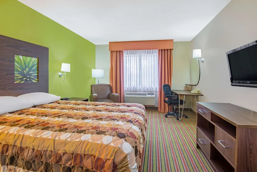 Super 8 by Wyndham Portales hotel detail image 6