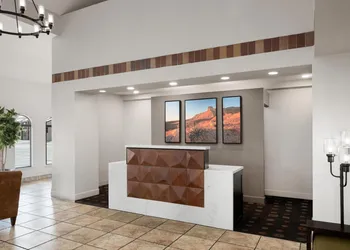 Best Western Discovery Inn hotel thumbnail 3