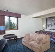 Super 8 by Wyndham Tucumcari hotel detail image 5