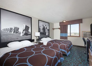 Super 8 by Wyndham Tucumcari hotel thumbnail 7