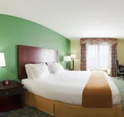 Holiday Inn Express & Suites - Thornburg, S. Fredericksburg by IHG hotel detail image 7