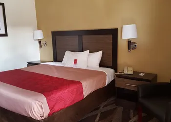 Econo Lodge Glade Springs I-81 hotel thumbnail 8