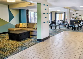Quality Inn Thornburg hotel thumbnail 3