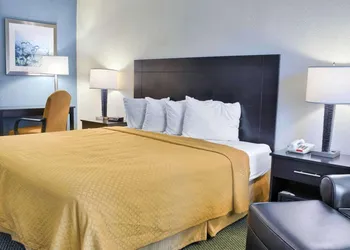 Quality Inn Thornburg hotel thumbnail 6
