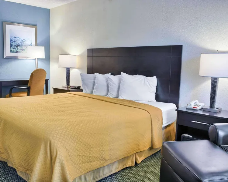 Quality Inn Thornburg hotel detail image 6