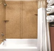 La Quinta Inn & Suites by Wyndham Rome hotel detail image 5