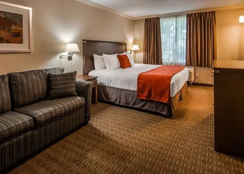 Best Western Plus Guildwood Inn hotel thumbnail 8