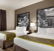 Super 8 by Wyndham Sarnia ON hotel detail image 7