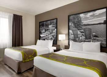 Super 8 by Wyndham Sarnia ON hotel thumbnail 7