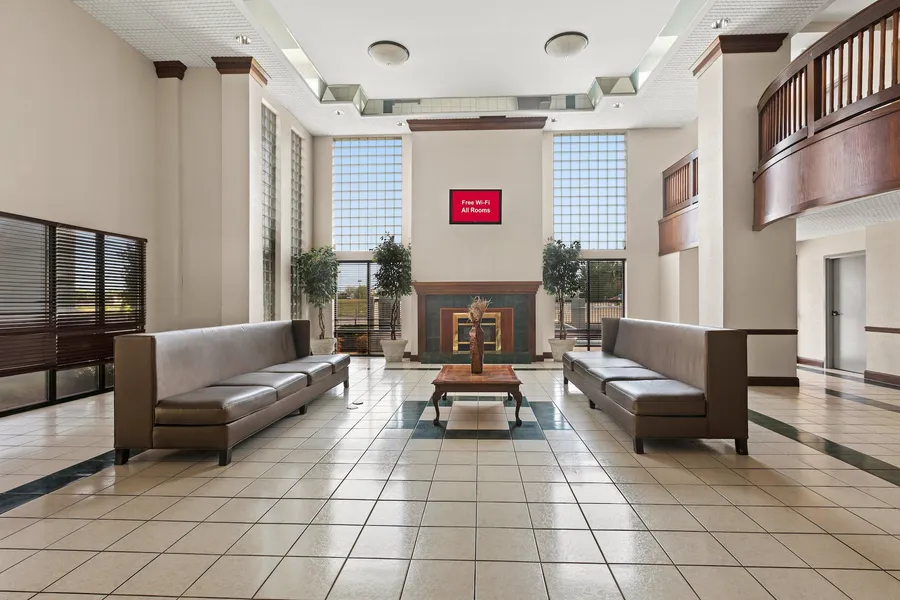 Red Roof Inn & Suites Newnan hotel detail image 2