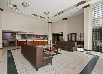 Red Roof Inn & Suites Newnan hotel thumbnail 6