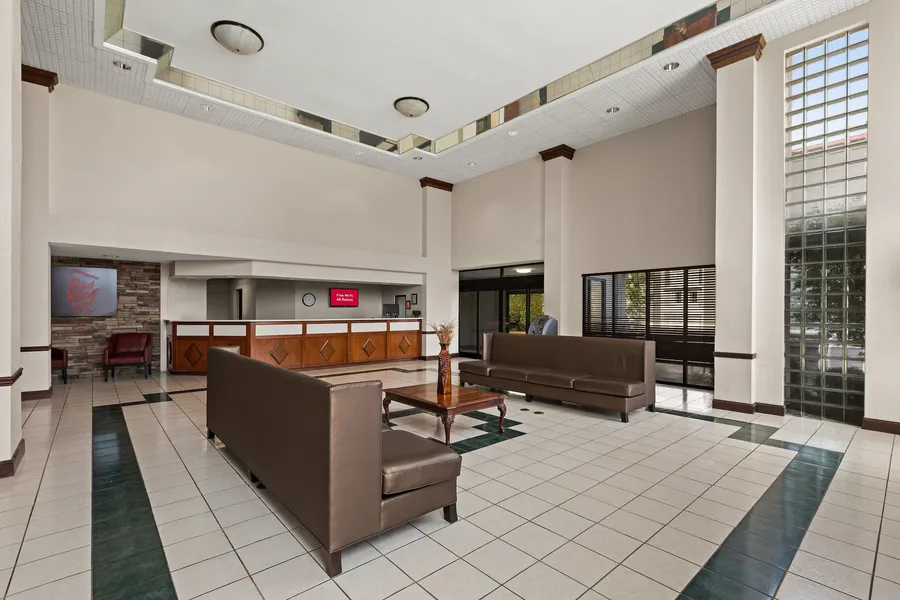 Red Roof Inn & Suites Newnan hotel detail image 6