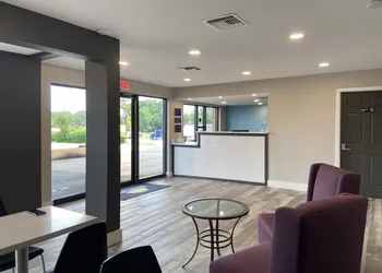 HomeLodge hotel thumbnail 4