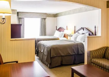 Comfort Suites McAlester hotel thumbnail 6