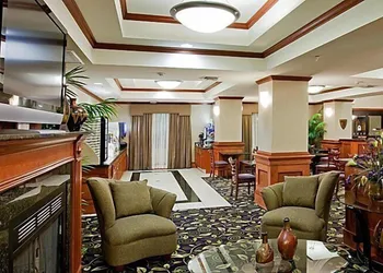 Holiday Inn Express Ada by IHG hotel thumbnail 2