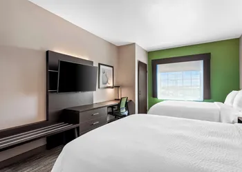 Holiday Inn Express Ada by IHG hotel thumbnail 6
