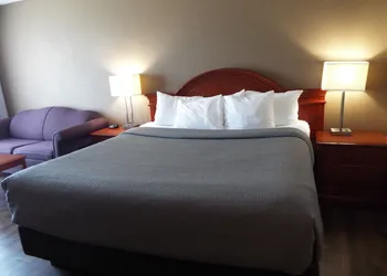 Quality Inn hotel thumbnail 6