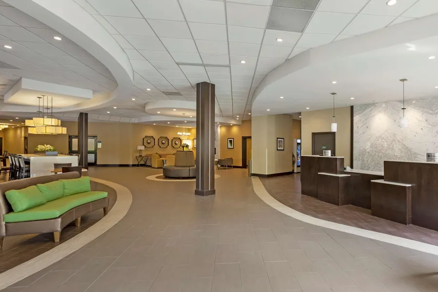 Best Western Plus Leamington Hotel & Conference Centre hotel detail image 2