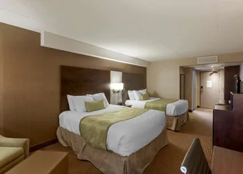 Best Western Plus Leamington Hotel & Conference Centre hotel thumbnail 5