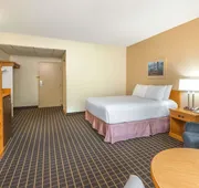 Howard Johnson by Wyndham Tillsonburg hotel detail image 5