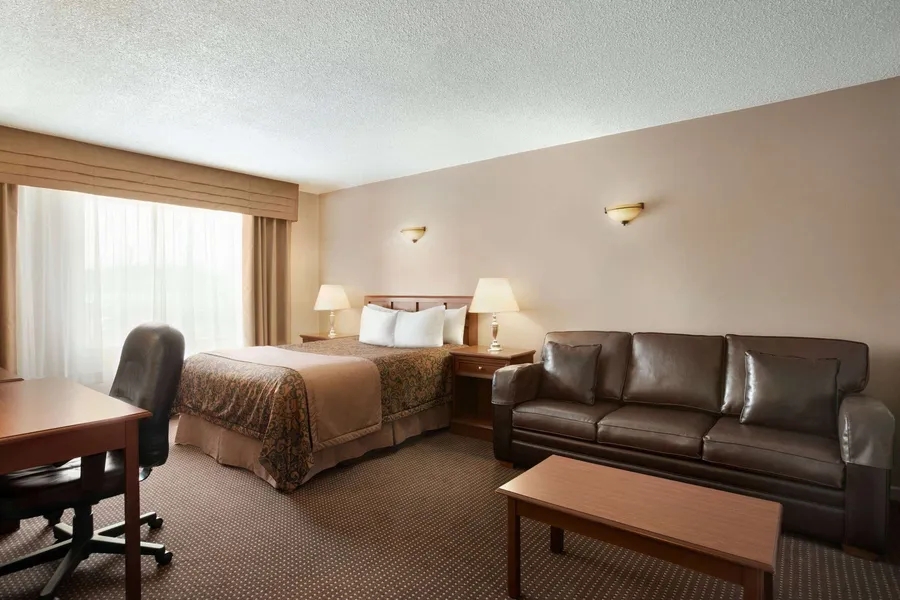 Travelodge by Wyndham Simcoe hotel detail image 6