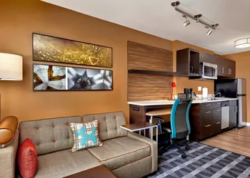 TownePlace Suites by Marriott Fort McMurray hotel thumbnail 5