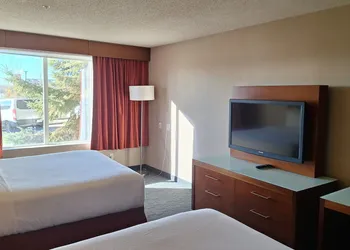 Radisson Hotel & Suites Fort McMurray hotel thumbnail 7