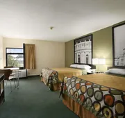 Super 8 by Wyndham Columbia City hotel detail image 3
