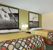 Super 8 by Wyndham Columbia City hotel detail image 4