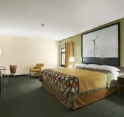 Super 8 by Wyndham Columbia City hotel detail image 5