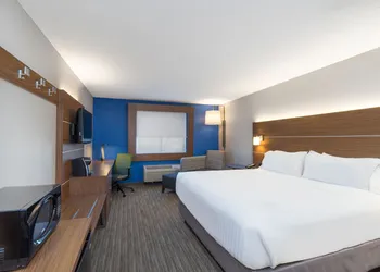 Holiday Inn Express Howe by IHG hotel thumbnail 3