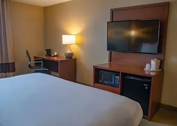 Comfort Inn Near Ouabache State Park hotel thumbnail 7