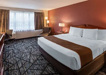 SureStay Plus Hotel by Best Western Auburn hotel thumbnail 4