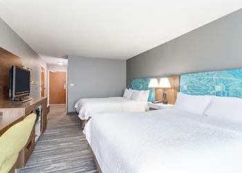 Hampton Inn Auburn hotel thumbnail 5