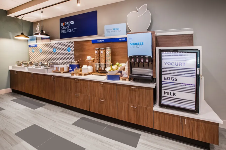 Holiday Inn Express & Suites Gonzales by IHG hotel detail image 2